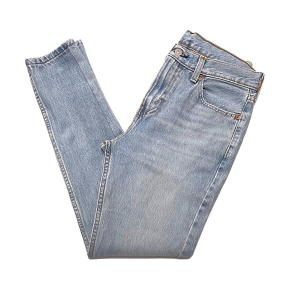 Levi’s 510 light wash skinny jeans, 30x30. Great condition! - Picture 2 of 4